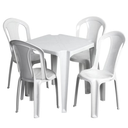 Conjunto mesa com 4 cadeiras plásticas
