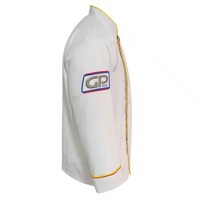 Duas dolma gabardine branca lisa com friso GG + bordado