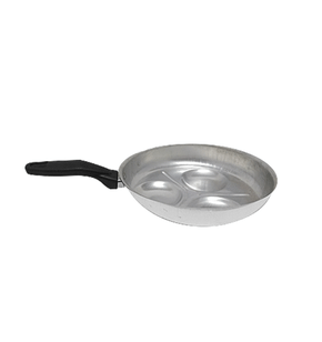 Frigideira triovos . Luz do lar alumínio polido